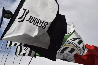 JUVENTUS FLAG REUTERS