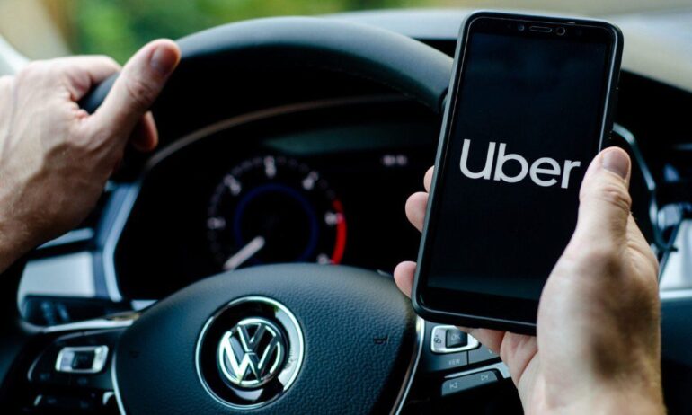 Η Uber επενδύει 200 εκατ. δολάρια στην Τουρκία – Νέο κέντρο ανάπτυξης λογισμικού στην Κωνσταντινούπολη