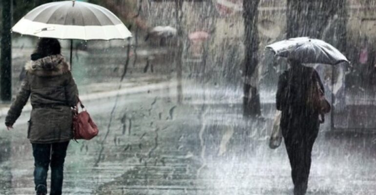Με βροχές και καταιγίδες στις περισσότερες περιοχές της χώρας σήμερα