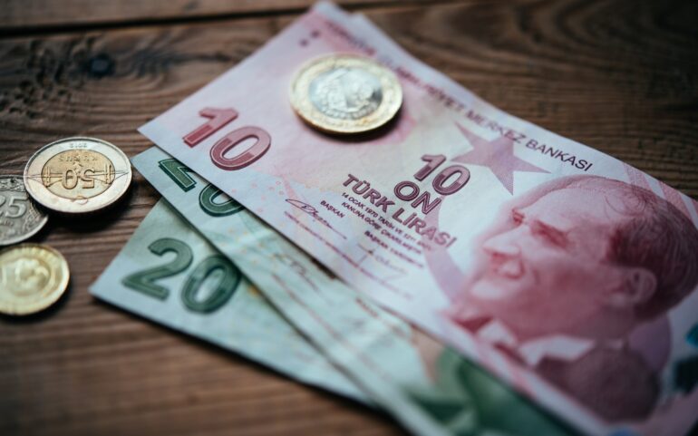 Επενδυτικό ενδιαφέρον στην Τουρκία ενόψει νέων εκτιμήσεων για τον πληθωρισμό