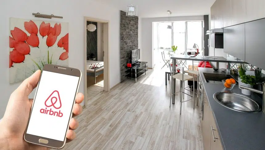 airbnb gfc775d8a0 1920
