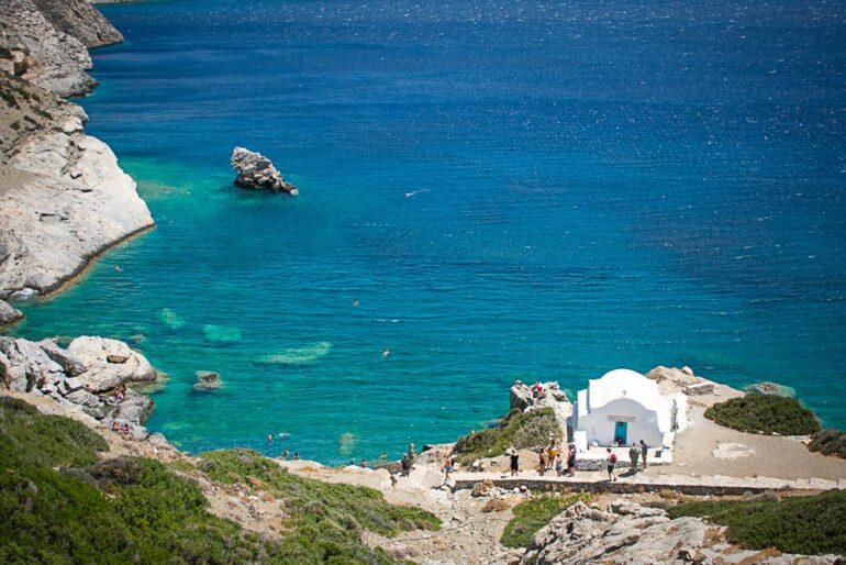 Αμοργός: Η αυθεντική πλευρά των Κυκλάδων που προσελκύει ξανά ταξιδιώτες