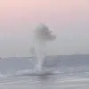 drone peftei sti thalassa