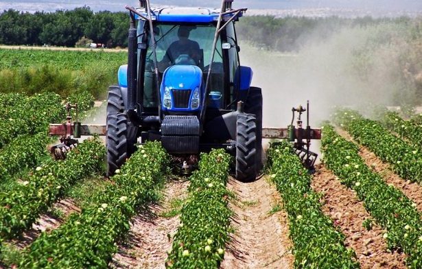 forologiko xekatharisma gia tous agrotes 696x393 1