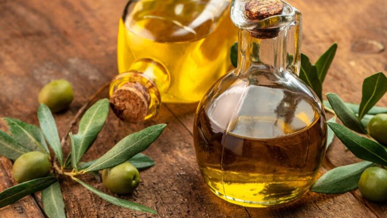 Ελαιόλαδο: Υποχωρούν οι τιμές στη χονδρική αγορά