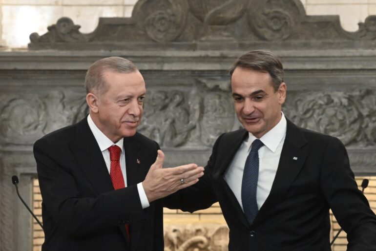 Μητσοτάκης: Επόμενο βήμα η οριοθέτηση υφαλοκρηπίδας, ΑΟΖ – Ερντογάν: Δεν υπάρχει πρόβλημα που δεν μπορεί να λυθεί
