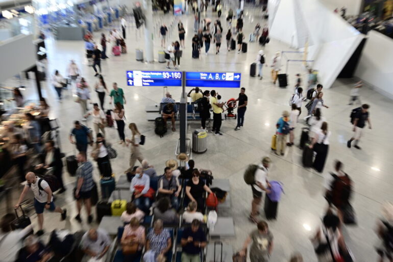 Ρεκόρ επιβατικής κίνησης στο «Ελευθέριος Βενιζέλος» τον Οκτώβριο