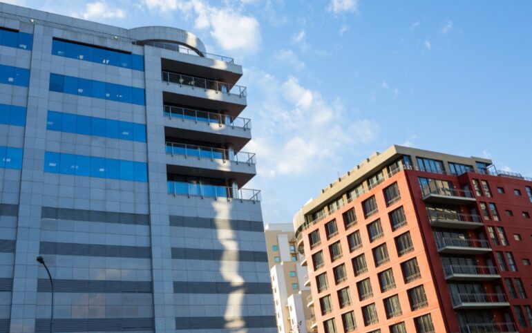Εμπορικά ακίνητα: Η έκθεση της Deloitte για νέες τάσεις, προκλήσεις και ευκαιρίες