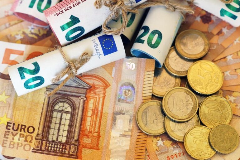 Πόρισμα ΟΟΣΑ: Τα καμπανάκια για την Ελλάδα