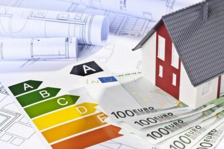 Αυξάνεται κατά 490.269.064 ευρώ το «Εξοικονομώ 2025»