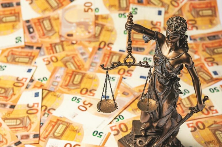 Η διαφθορά σαπίζει και την αγορά