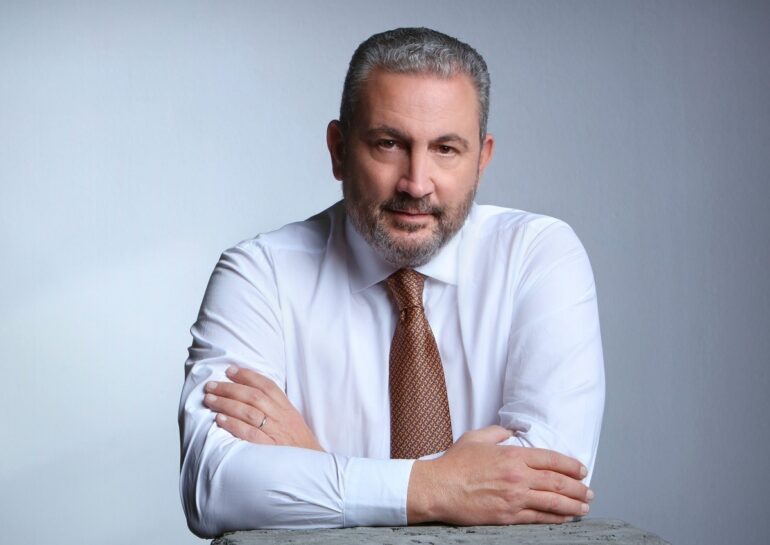 AKTOR: Ολοκλήρωσε την εξαγορά του 50,1% της ΕΝΤΕΛΕΧΕΙΑ
