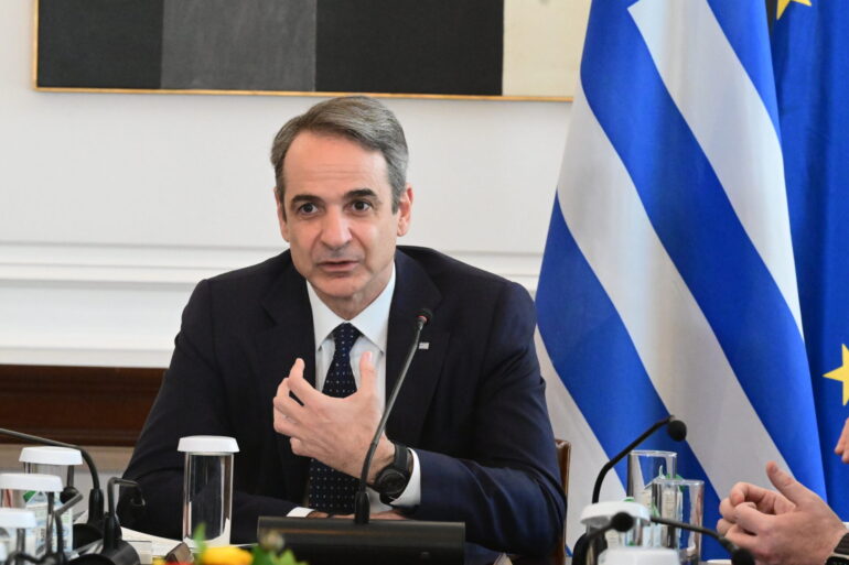 Κυβερνητικό αυτογκόλ, με ανασχηματισμό που προκαλεί νέα προβλήματα