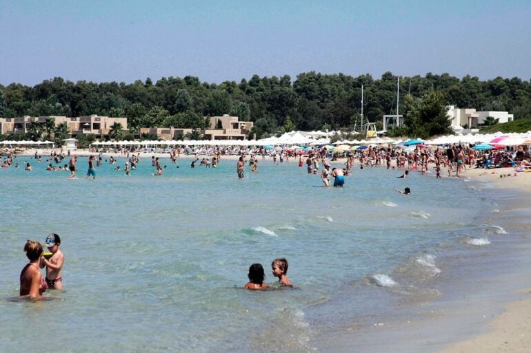 Παραλία, πολιτισμός και νυχτερινή ζωή φέρνουν τους τουρίστες στην Ελλάδα
