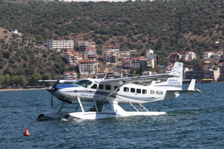 To νέο «μπλόκο» στα υδροπλάνα και το… στοιχειωμένο project
