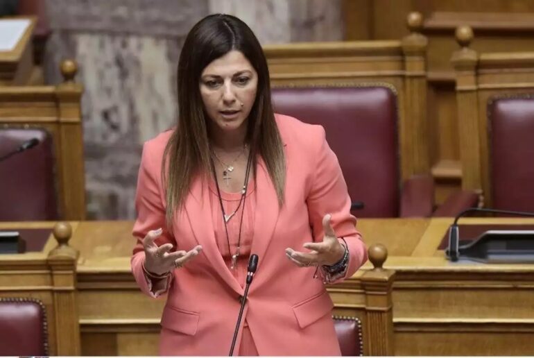 Αλλαγές στο εθνικό απολυτήριο μετά το 2030 προανήγγειλε η Σοφία Ζαχαράκη