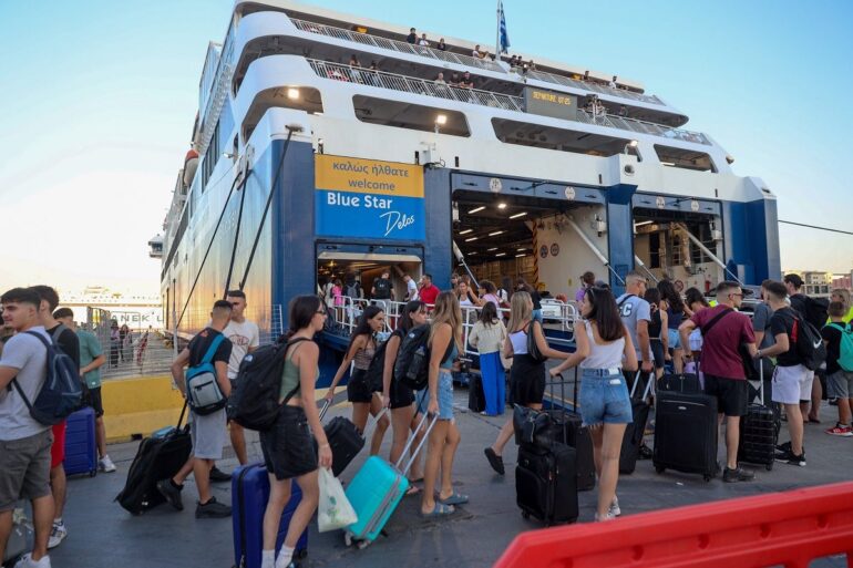 Ακτοπλοϊκά: Γιατί παραμένουν υψηλές οι τιμές των εισιτηρίων (βίντεο)