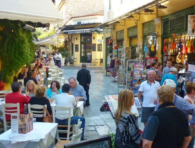Τουρισμός και Ε.Ε. κρατούν τον ΦΠΑ στην Ελλάδα στα ύψη