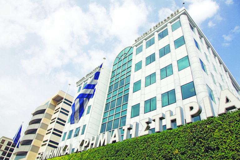 ΔΕΗ και τράπεζες κράτησαν ανοδικά το Χρηματιστήριο