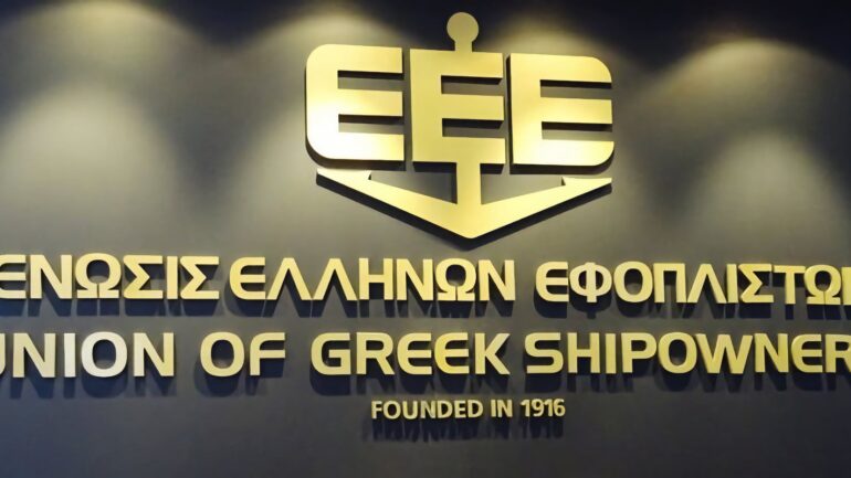 Η θάλασσα και οι νέοι μας