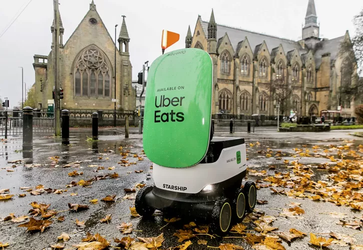 Ισπανία: «Καμπάνα» 110 εκατ. ευρώ στην Uber Eats