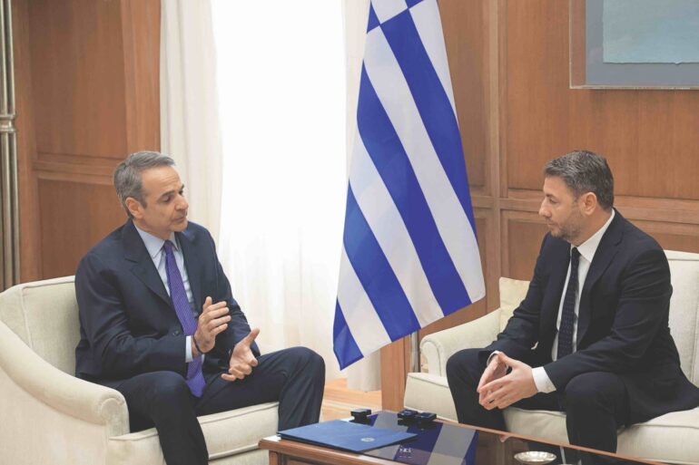 «Σκληρό μπρα ντε φερ» στη Βουλή με φόντο τις πολεμικές εξελίξεις