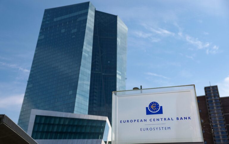 Επιχειρήσεις στην Ευρωζώνη προειδοποιούν για αυξήσεις τιμών λόγω ενεργειακού κόστους και γεωπολιτικής κρίσης