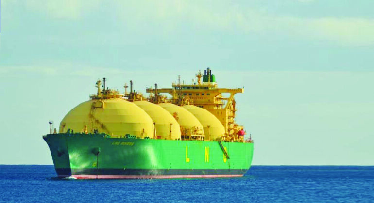 Η αγορά του LNG «σφίγγει» λόγω της κρίσης στο Κατάρ