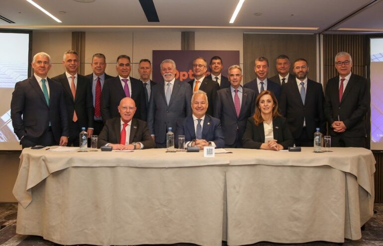 OPTIMA BANK: Εδραία ανάπτυξη, στρατηγικές πρωτοβουλίες